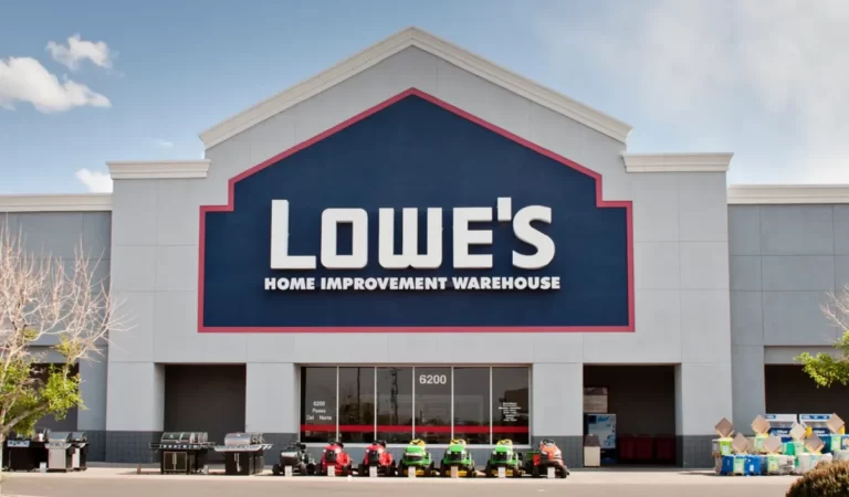 Lowe's Hiring Software Engineer