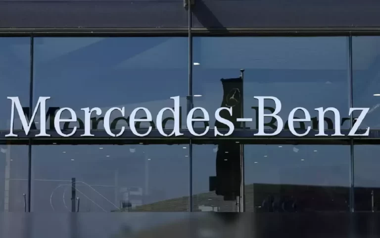 Mercedes-Benz Hiring Interns