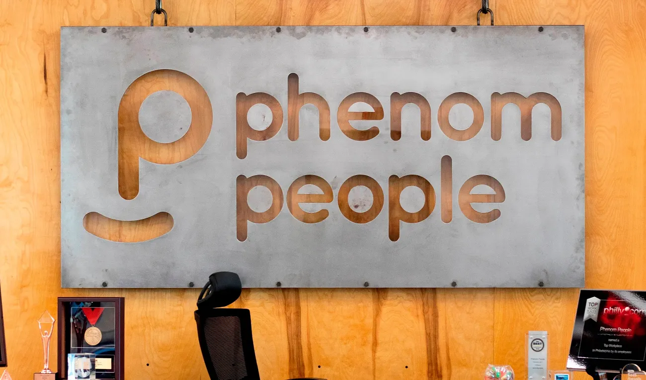 Phenom Mass Hiring Data Analyst