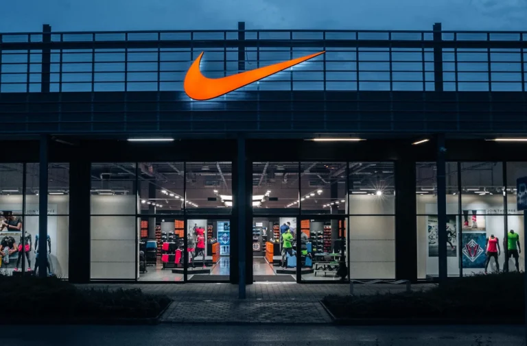 Nike Hiring Software Engineer Intern